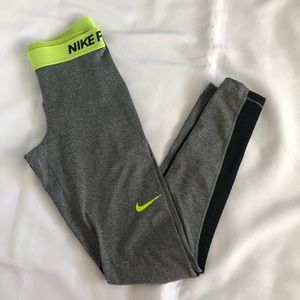 Nike leggings